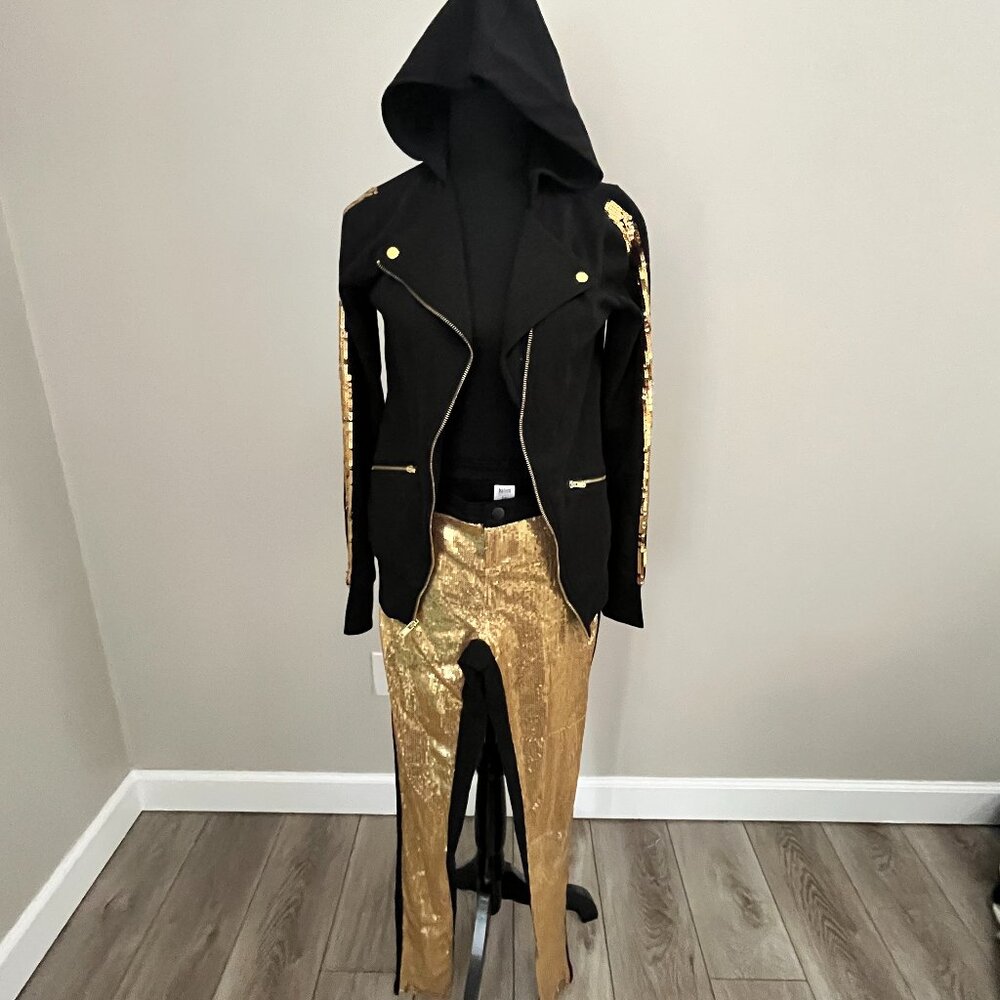 BLACK AND GOLD Pants and hoodie